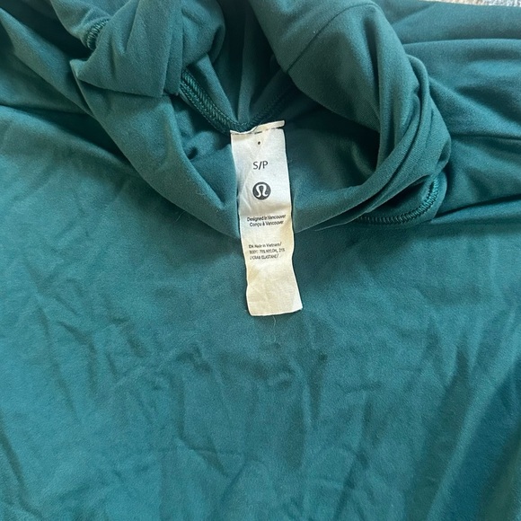 Lululemon Wundermost Ultra-Soft Nulu Turtleneck Bodysuit - Picture 3 of 3